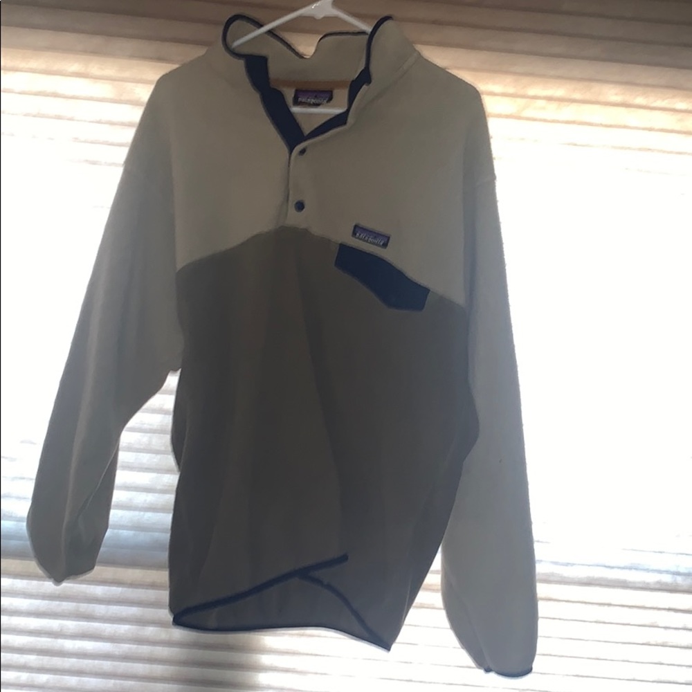 Patagonia snap jacket